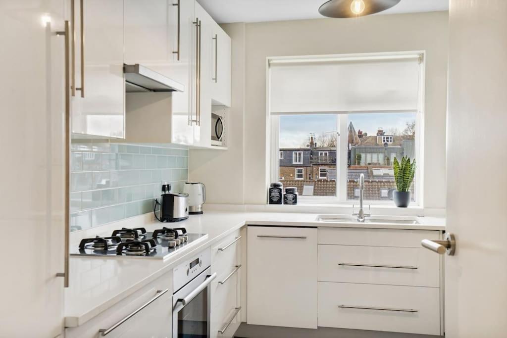 The Camden Suite Bright & Beautiful 2-Bed City Retreat Лондон Екстериор снимка